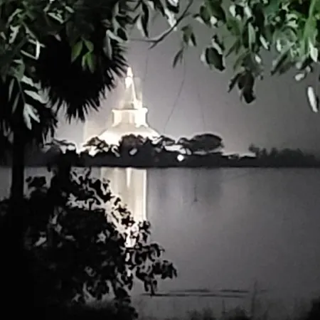 Arachchi Heritage Анурадхапура Екстер'єр фото